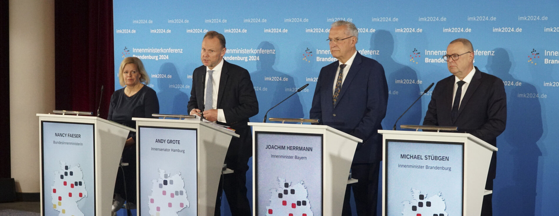 Faeser, Grote, Herrmann und Stübgen bei Pressekonferenz