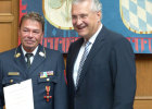 Ordensaushändigung am 6. September 2013 in Nürnberg: Verdienstkreuz am Bande an Gerhard Barth